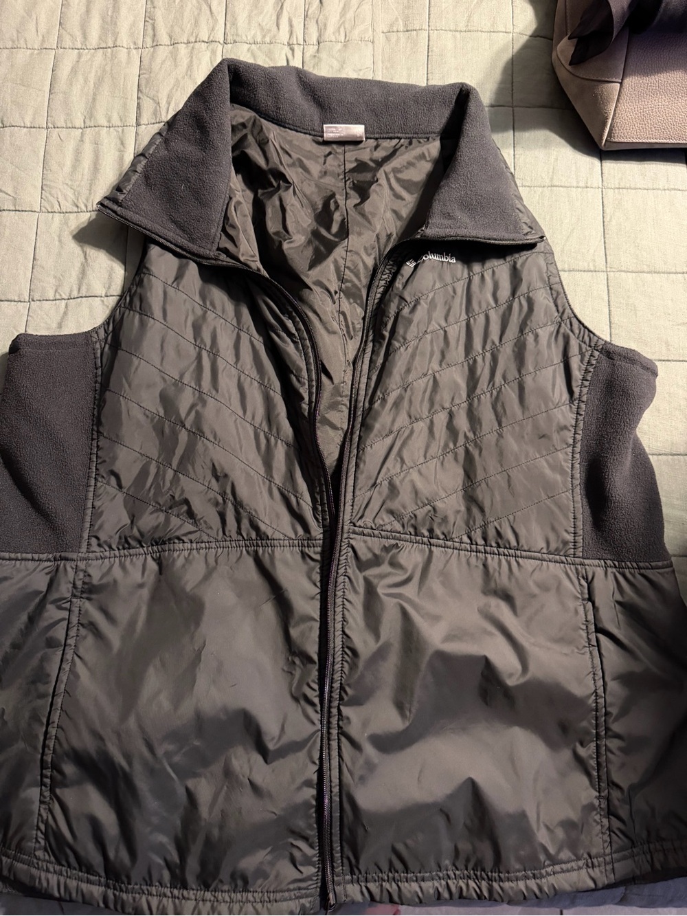 Columbia Black Quilted & Fleece Hybrid Vest